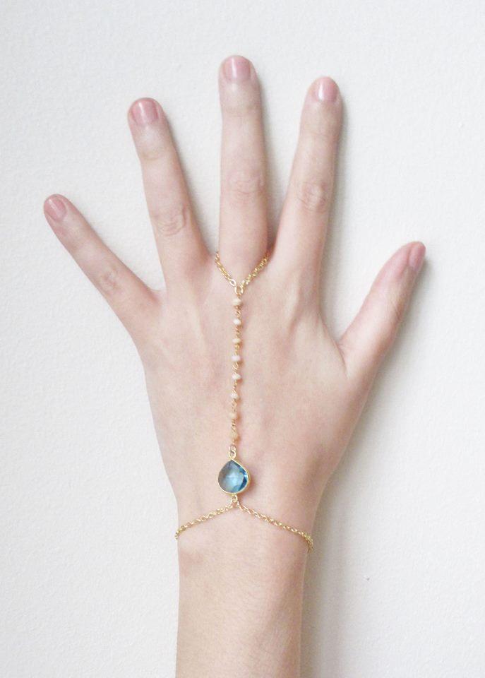 MILA HANDCHAIN WHOLESALE 1